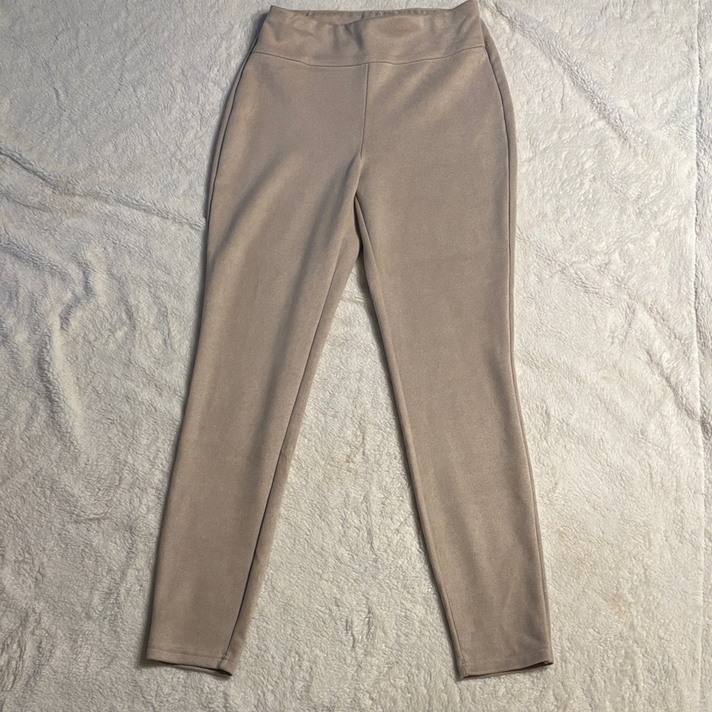 EUC Tahari Women's Tan Pants leggings stretchy size M